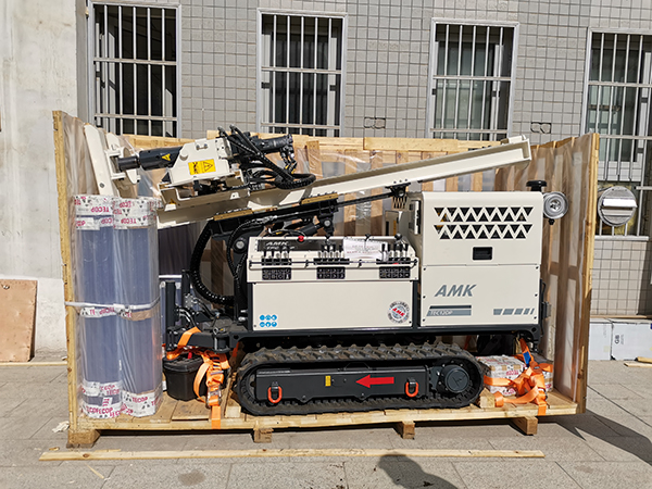 液壓直推鉆機.jpg